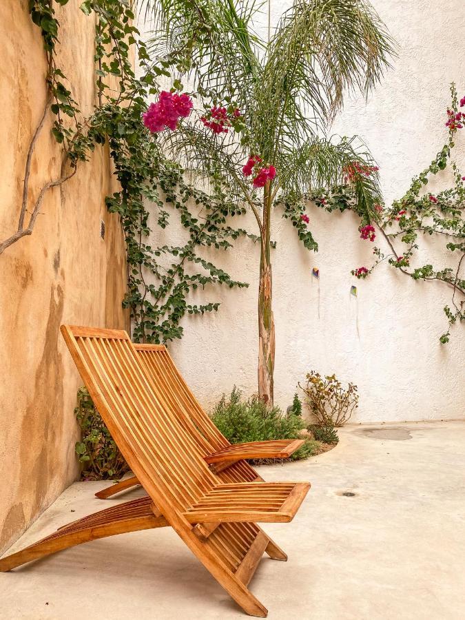 Veranda Rossa Suites 罗希姆诺 外观 照片