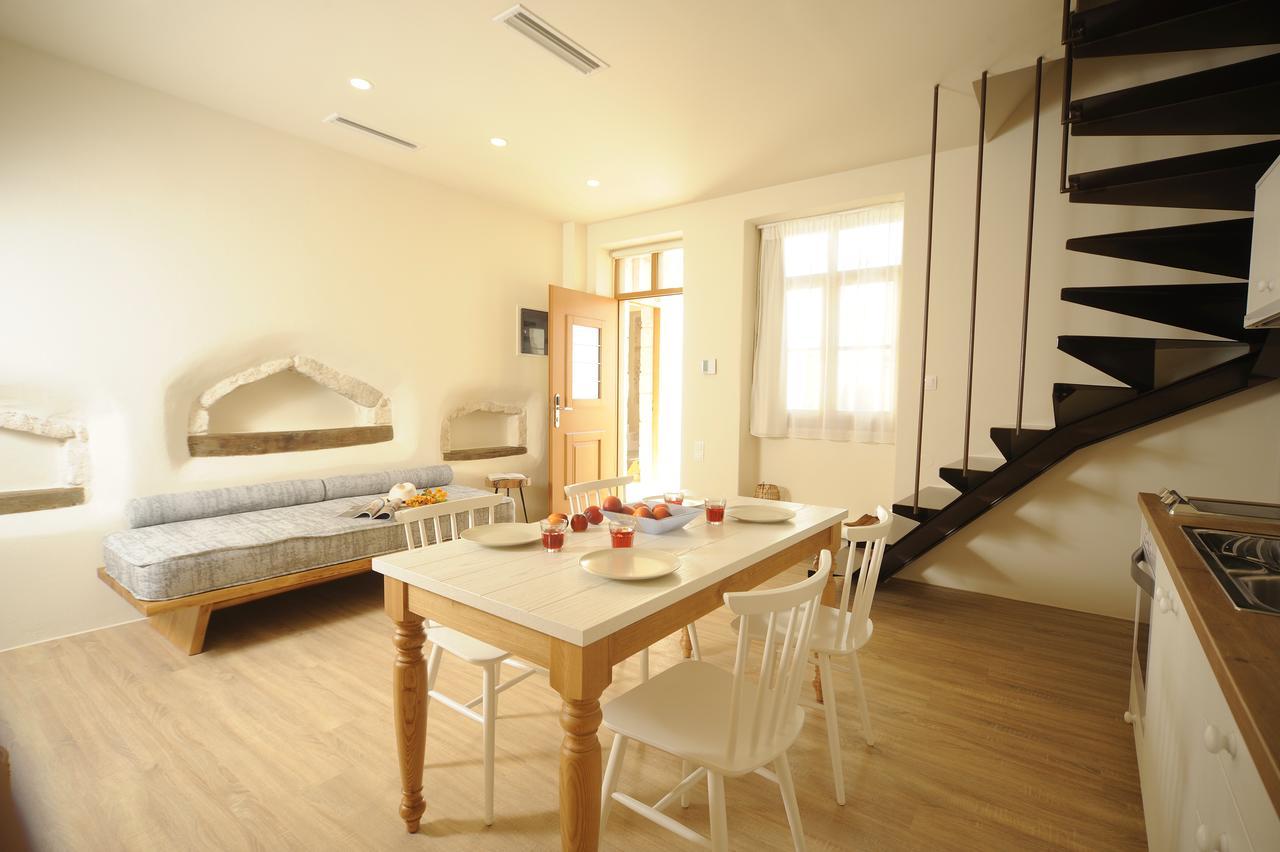 Veranda Rossa Suites 罗希姆诺 外观 照片