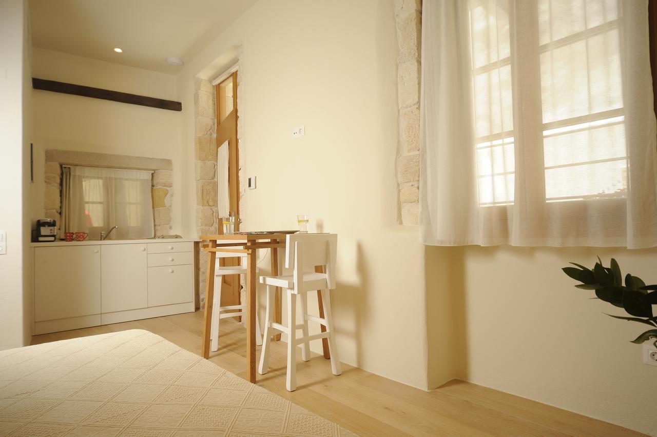 Veranda Rossa Suites 罗希姆诺 外观 照片
