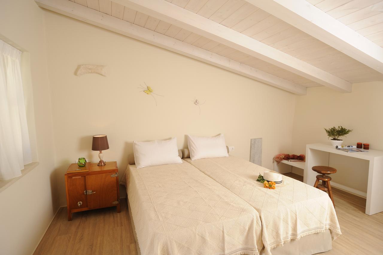 Veranda Rossa Suites 罗希姆诺 外观 照片