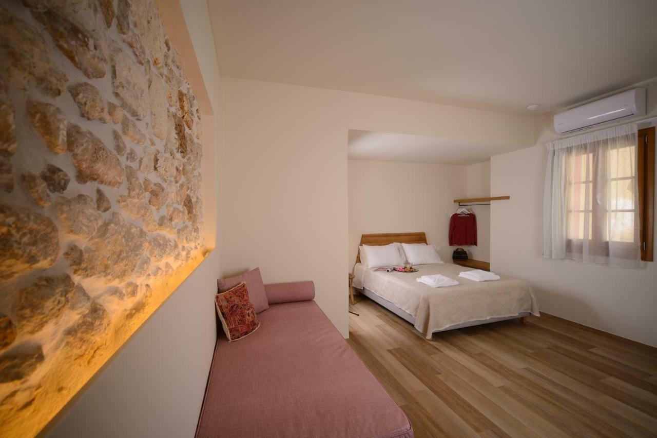 Veranda Rossa Suites 罗希姆诺 外观 照片