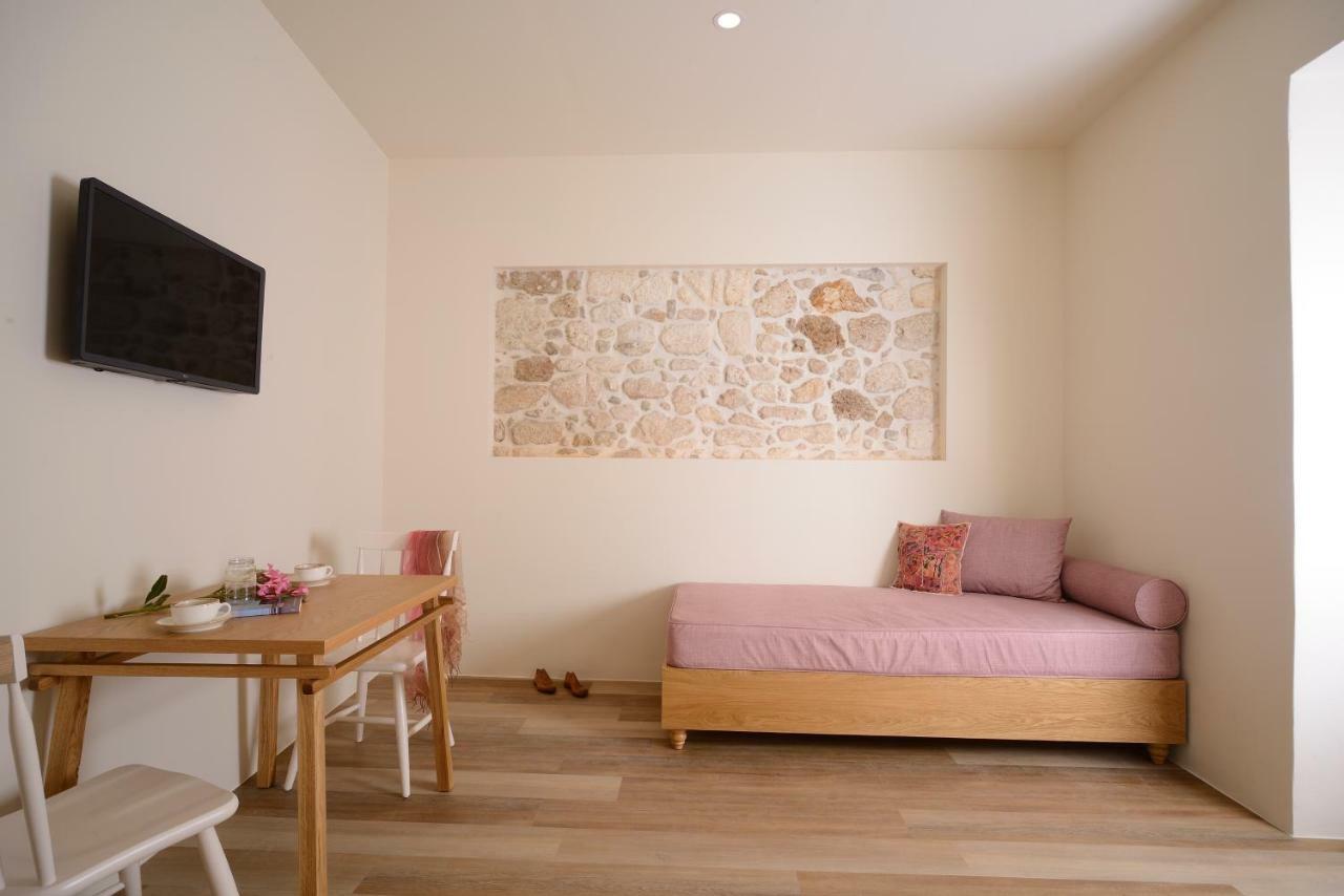 Veranda Rossa Suites 罗希姆诺 外观 照片