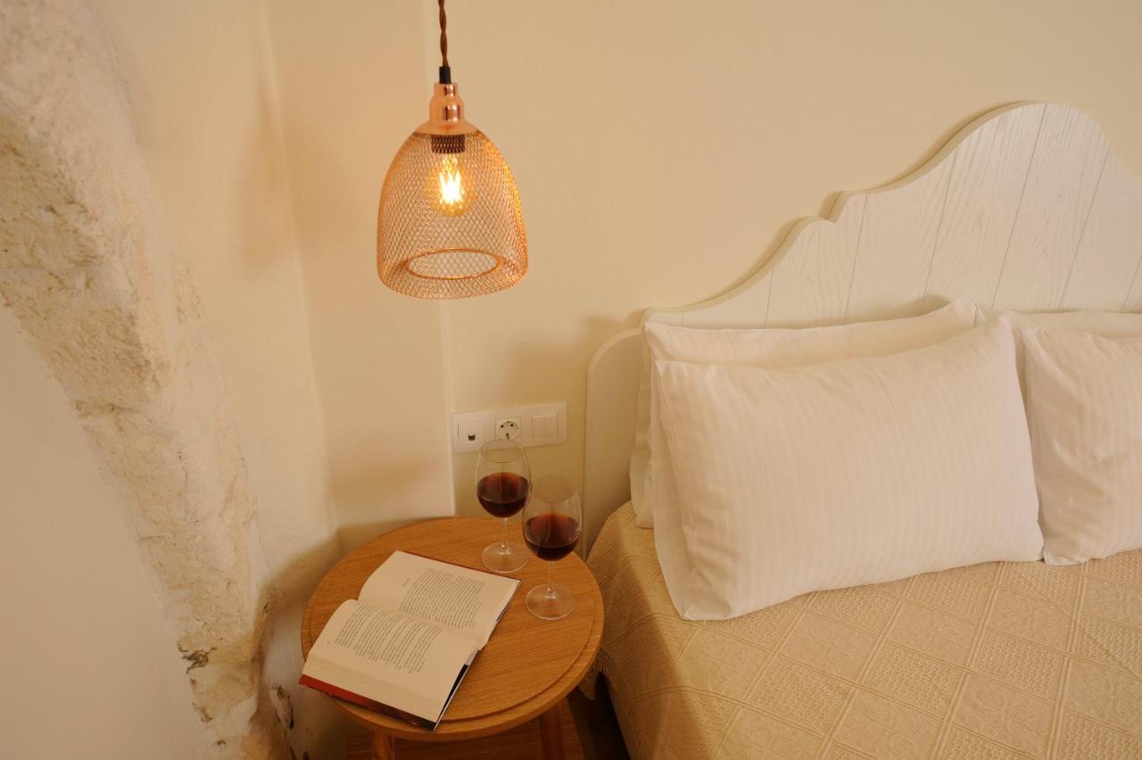 Veranda Rossa Suites 罗希姆诺 外观 照片